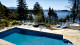 Charming Bariloche - O hotel dispõe de uma piscina aquecida, restaurante, bar, espaço para crianças e um serviço de primeira
