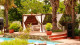 Zulu Nyala Country Manor - Um mergulho na piscina? Ou umas horinhas de relax nos gazebos? Você escolhe como aproveitar sua estada!