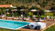 Herdade da Matinha - Da convidativa piscina ao ar livre você poderá admirar as paisagens exuberantes do Alentejo! 