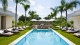 Blue Diamond - Aproveite o sol do Caribe para se bronzear à beira da convidativa piscina externa!
