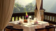 Viceroy Bali - Restaurante Cascades com vista espetacular para a garganta do rio Petranu