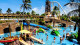 Acqua Beach Park Resort - E na Ilha do Tesouro as famílias curtem serpente aquática com escorregadores, farol com toboágua em caracol e mais.