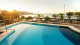 Blue Tree Towers Fortaleza - Entre as comodidades do hotel se destacam o café da manhã incluso na tarifa e a piscina com vista sobre o mar.