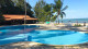 Catavento Praia Hotel - Quanto à infraestrutura de lazer, hóspedes aproveitam quadra de tênis, brinquedoteca e três piscinas.