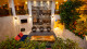 Celi Hotel Aracaju - Os hóspedes também podem passar um tempo relaxando no lobby do hotel, bem decorado e cercado de plantas.