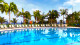 Club Med Lake Paradise - As piscinas são o primeiro destaque. São quatro opções: duas ao ar livre, uma delas com bar…