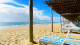 Club Med Trancoso - Além de curtir a hospedagem, aproveite a praia! A estrutura à beira-mar dispõe de bar e serviço de praia.