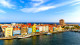 Dreams Curaçao Resort - Se a pedida for curtir a capital do destino, Willemstad está a 4 km! E o melhor, o resort oferece transfer cortesia. 
