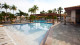 diRoma Internacional Resort - Muito lazer está à espera no resort! A começar com as duas piscinas ao ar livre rodeadas por espreguiçadeiras.