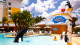 Fairfield Inn at SeaWorld - O Fairfield Inn & Suites Orlando at SeaWorld oferece benefícios especiais para parques como o Sea World e Universal!