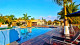 Hotel Fazenda Vida Bela - O lazer também está mais que garantido. A primeira forma de se divertir é junto às piscinas ao ar livre. 