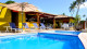 Hotel Fita Azul - O lazer se destaca com a piscina ao ar livre! Com vista para o mar, ela é perfeita para o refresco. 