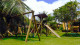 Girassóis Lagoa Resort - Enquanto isso, as crianças se divertem no parque infantil.