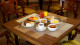 Golden Park Internacional Foz - A gastronomia inicia a jornada. O café da manhã incluso na tarifa conta com mais de 30 itens ao dispor!