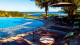 Gungaporanga Hotel - O destaque fica por conta da piscina de borda infinita que oferece uma paisagem sem igual.