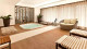 Hilton Garden Inn BH - Em seguida, visite a jacuzzi e a sauna úmida. Não perca ainda os serviços de massagem, com custo à parte.