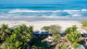 Hotel Spa Nau Royal - O hotel está em frente à Praia de Camburi, entre as principais do destino, e onde o serviço de praia marca presença.