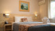 Hotel Tarobá - Descanso merecido! São duas opções de acomodações, Standard e Superior, equipadas com AC, TV 32'' e frigobar.