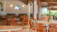 Hotel Varandas Beach - Quanto à gastronomia, o Restaurante Restô & Bar é responsável pelo saboroso café da manhã incluso na tarifa.