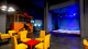 Impressive Resort - Um dos bares está na discoteca, point de agito durante a noite assim como os shows no teatro e os jogos no cassino.