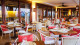 Jatiúca Resort - As refeições inclusas são servidas em estilo buffet no Restaurante Canoas, de frente para o mar.