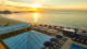 JW Marriott Rio de Janeiro - Situado em frente à Praia de Copacabana, este renomado hotel é sinônimo de requinte.