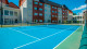 Laghetto Resort Golden Gramado -  Fora d’água tem quadra de tênis para os fãs da modalidade.