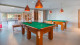 Laghetto Resort Golden Gramado -  A diversão ainda segue com sala de jogos, com mesa de sinuca e de ping-pong.