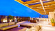 Manaíra Hotel - Peça um drink, desfrute e relaxe na área logo ao lado da piscina, com sofás e cadeiras.