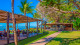 Nauticomar All-Inclusive - A primeira das maravilhas é o beach club do resort, o Club Paradiso, localizado na Praia do Mutá, a cerca de 6 km.