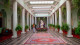 Palace Hotel Poços de Caldas - A próxima atração são os jardins! O Jardim de Inverno reserva a escultura italiana “Le Prime Rose”.