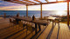 Playa Vik - Na hora das suas refeições não faltará a boa comida uruguaia, servida no melhor lugar possível.