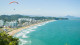 Sandri City - O hotel está próximo ao centro de Balneário Camboriú e a apenas 200 m da principal praia do destino.