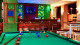 Radisson Hotel Aracaju - Aprimorando o divertimento, ainda há um bar anexo e sala de jogos com mesa de bilhar e ping-pong ao dispor.