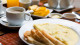 Pousada Residenza Canoa - Durante sua estada, o café da manhã estará incluso na tarifa. 