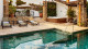 Sandi Hotel - Sua lista de atrativos é ampla e o destaque primeiramente vai para a piscina ao ar livre com serviço de bar.