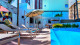 Santa Inn Hotel - A piscina ao ar livre garante a diversão independente do clima, afinal, ela também é aquecida!