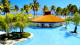 Sauipe Premium Sol - No restante do resort, os hóspedes aproveitam piscinas com serviço de garçom, dois bares e serviço de concierge.