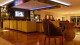 Jequitimar Guarujá Resort - E dois bares para brindar! Tem o Bar L'Eau Vive, no lobby, para curtir bons drinks e música ao vivo...