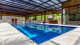 SPaventura Eco Resort - E também piscina coberta, à prova de tempo ruim! Uma sauna seca e uma jacuzzi completam as opções.