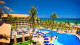 Gran Hotel Stella Maris - Os dias são estampados de mar, sol e areia branca na Praia de Stella Maris, e agraciados com uma das melhores vistas.