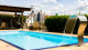 Summit Hotel do Feijão - Com as energias recarregadas, desfrute da piscina com custo extra, sauna e empréstimo de bicicletas.