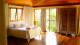 Surya-Pan Hotel - Escolha entre apartamento com vista para as montanhas ou bangalô com vista para o bosque! 