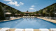 Tabaobí Smart Hotel -  De volta ao hotel, ainda embaixo d’água, todos aproveitam as três piscinas ao ar livre