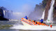Hotel Tarobá - É lá que também acontece o Macuco Safari, passeio náutico que navega literalmente embaixo das Cataratas! 