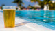 Thermas Bonsucesso - Os mais tranquilos podem relaxar com uma bebida à beira da piscina.