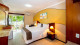 Thermas Hotel & Resort - Ambas são equipadas com varada de vista para o jardim, TV 32”, AC e frigobar.