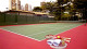 Transamerica Prime Barra - Caso o interesse seja por praticar uma atividade ao ar livre, a quadra de tênis iluminada garante o jogo.