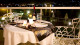 Unicórnio By MN Hotéis - Os mimos continuam! Que tal aproveitar um jantar na varanda? O room service, com custo à parte, se encarrega.
