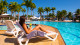 Vila Galé Eco Resort de Angra - Enquanto isso, os pais podem aproveitar para curtir o sol e os drinks à beira da piscina ou do mar! 